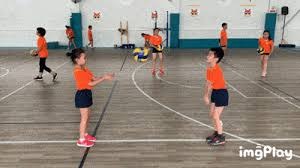 西甲单场：巴萨客场逆转马竞继续领跑